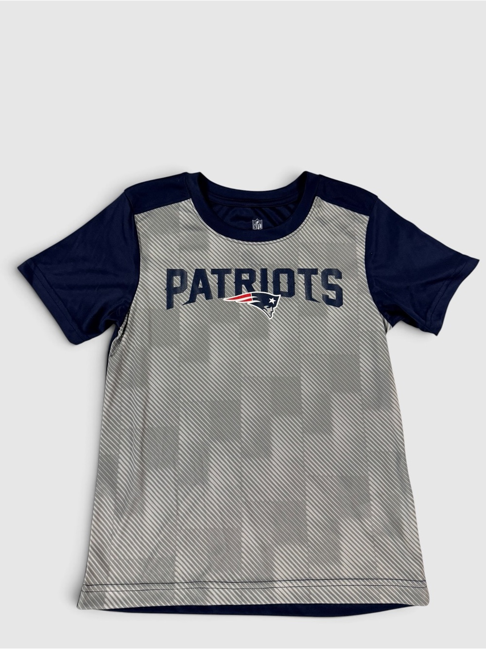 NFL New England Patriots Boys 6/7 Performance Athletic Shirt Navy Gray NWT